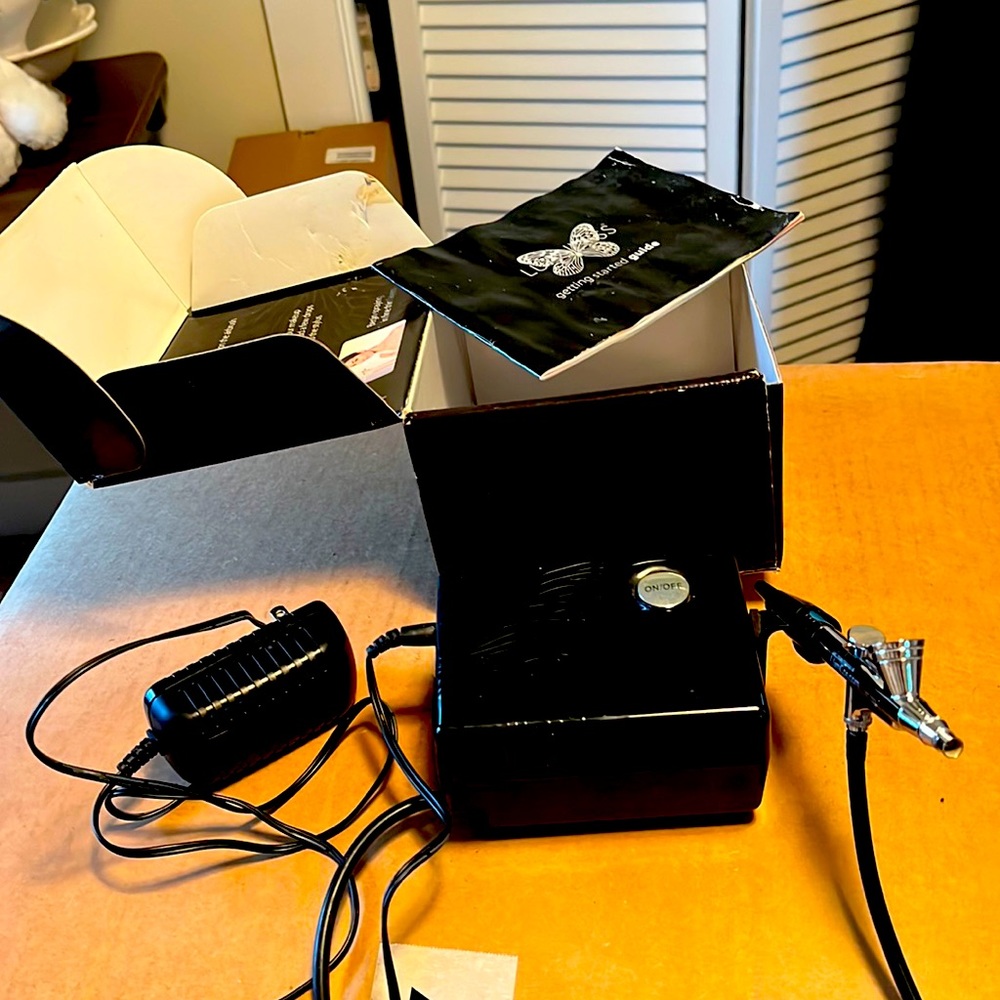 Luminess professional airbrush system